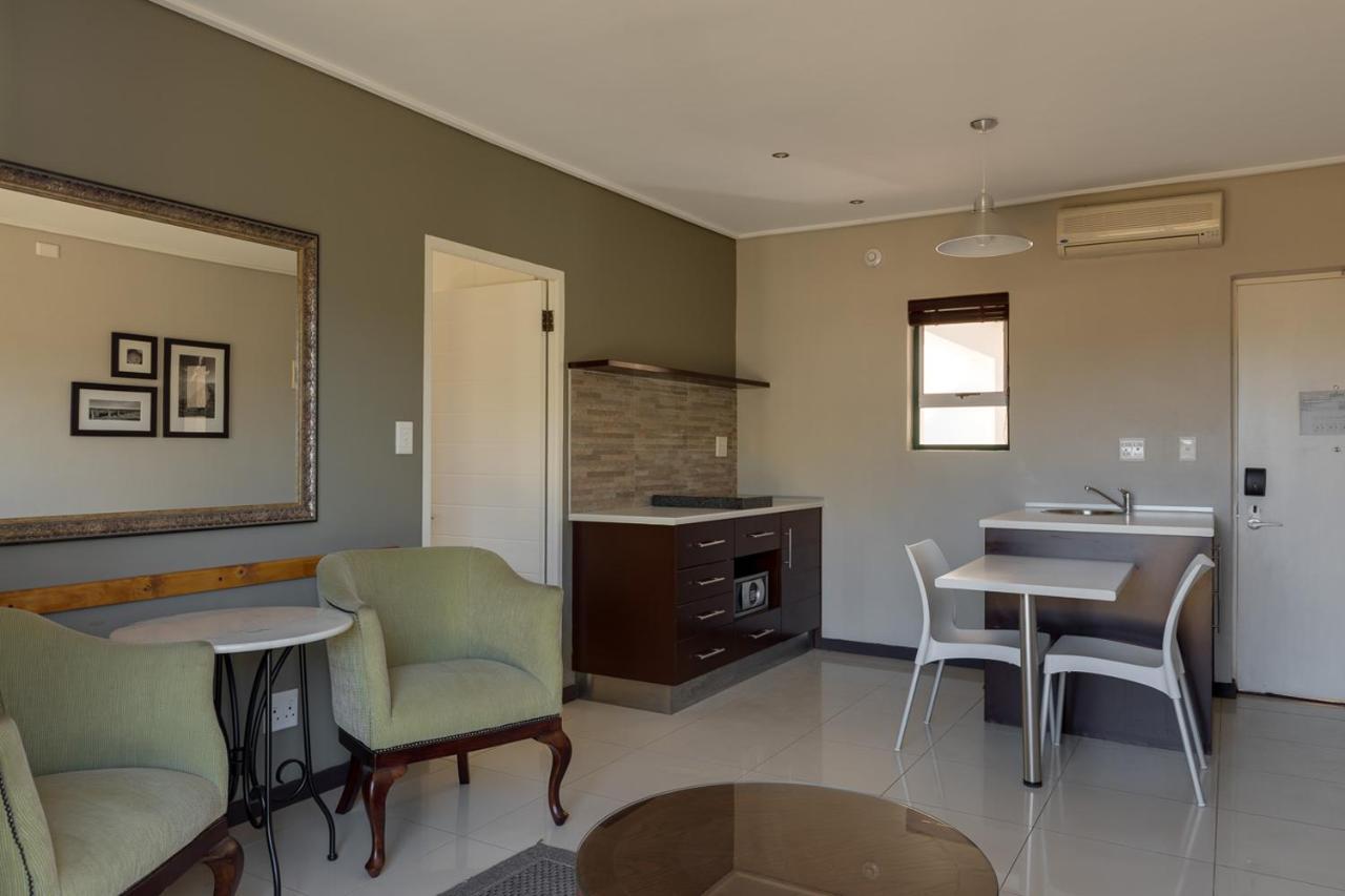 Protea Hotel By Marriott Cape Town Durbanville Bellville Eksteriør bilde