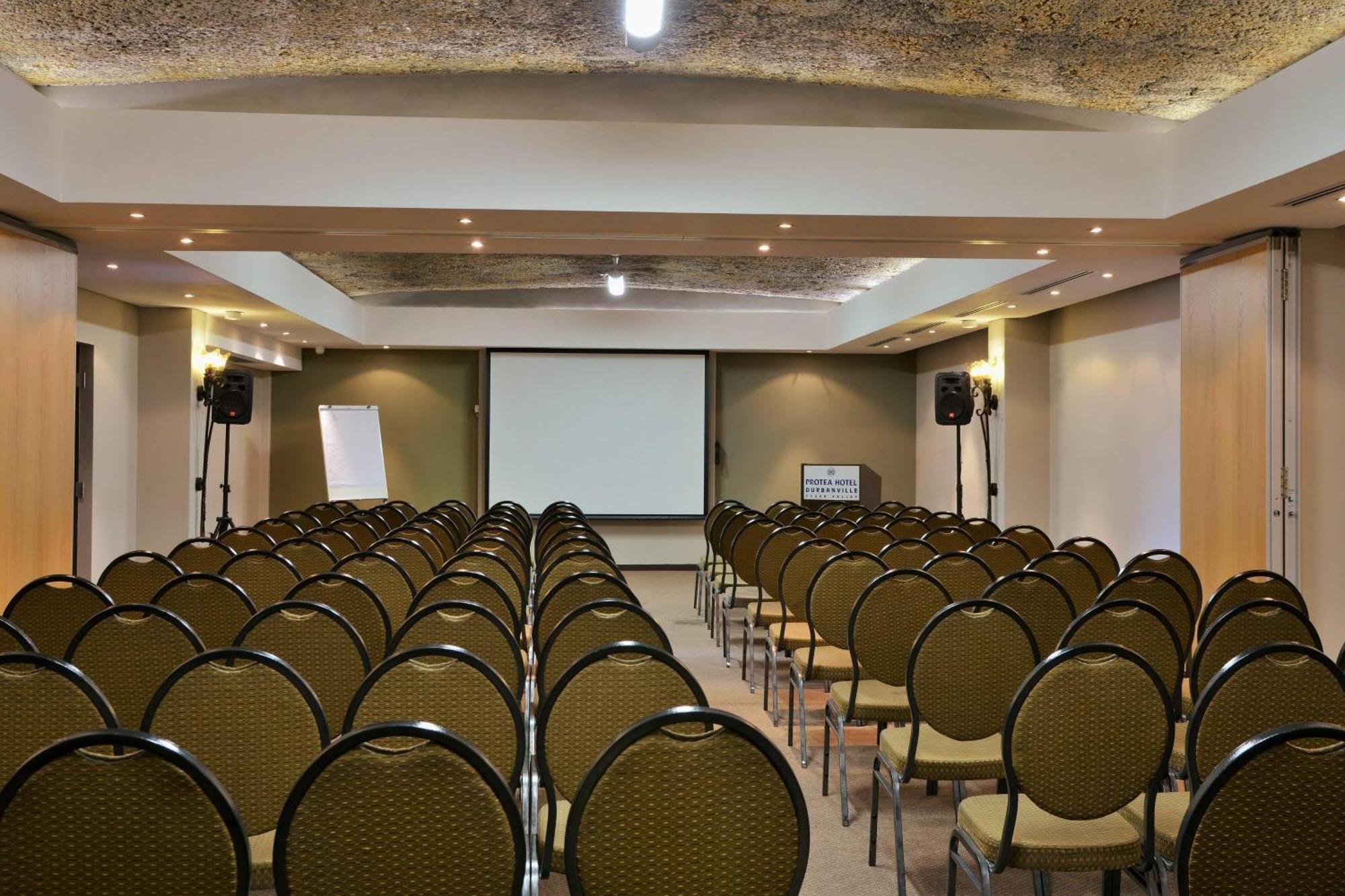 Protea Hotel By Marriott Cape Town Durbanville Bellville Eksteriør bilde