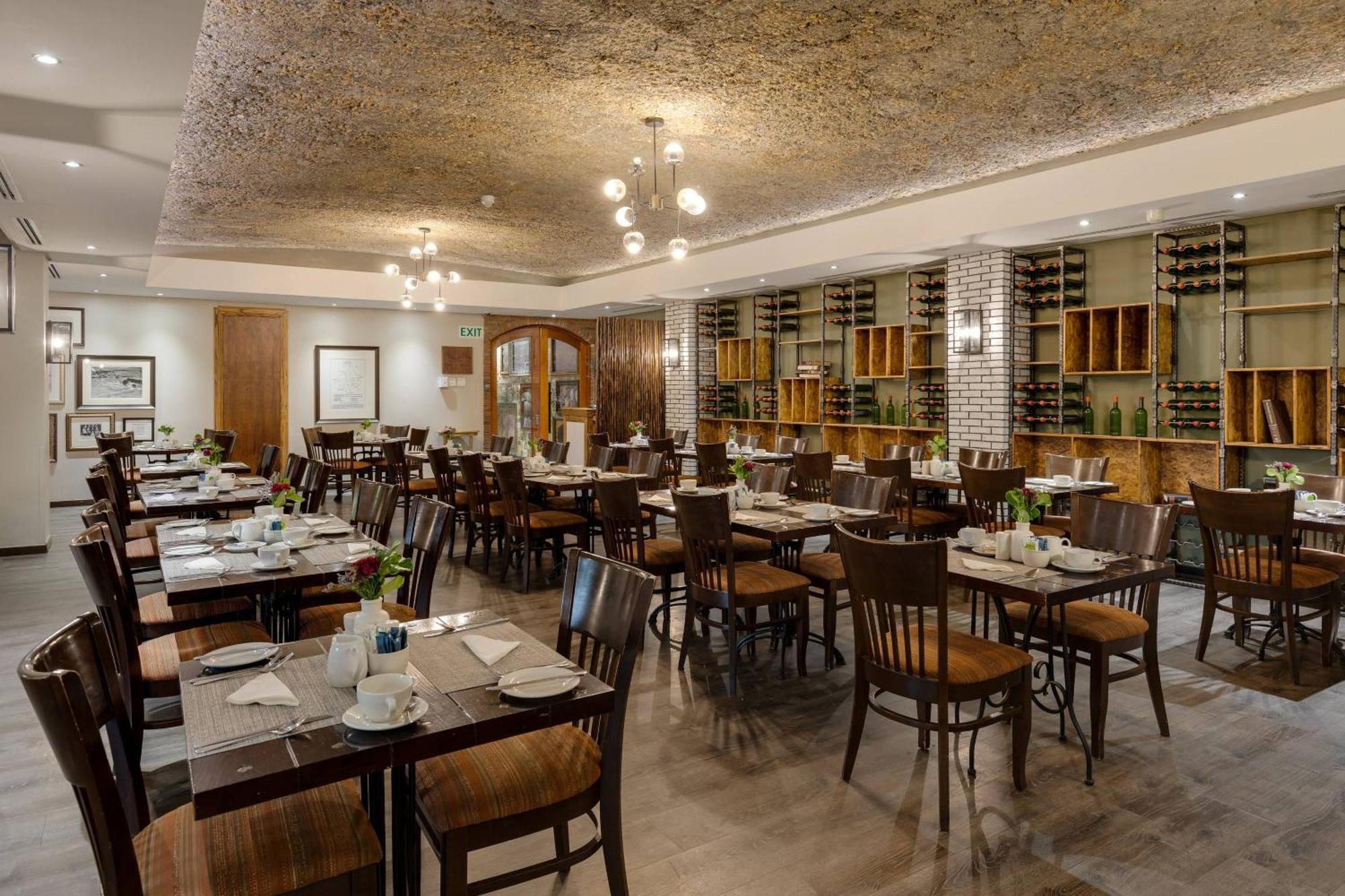 Protea Hotel By Marriott Cape Town Durbanville Bellville Eksteriør bilde